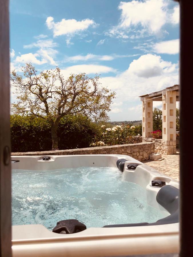 Trulli Di Zia Tata Pension Locorotondo Buitenkant foto