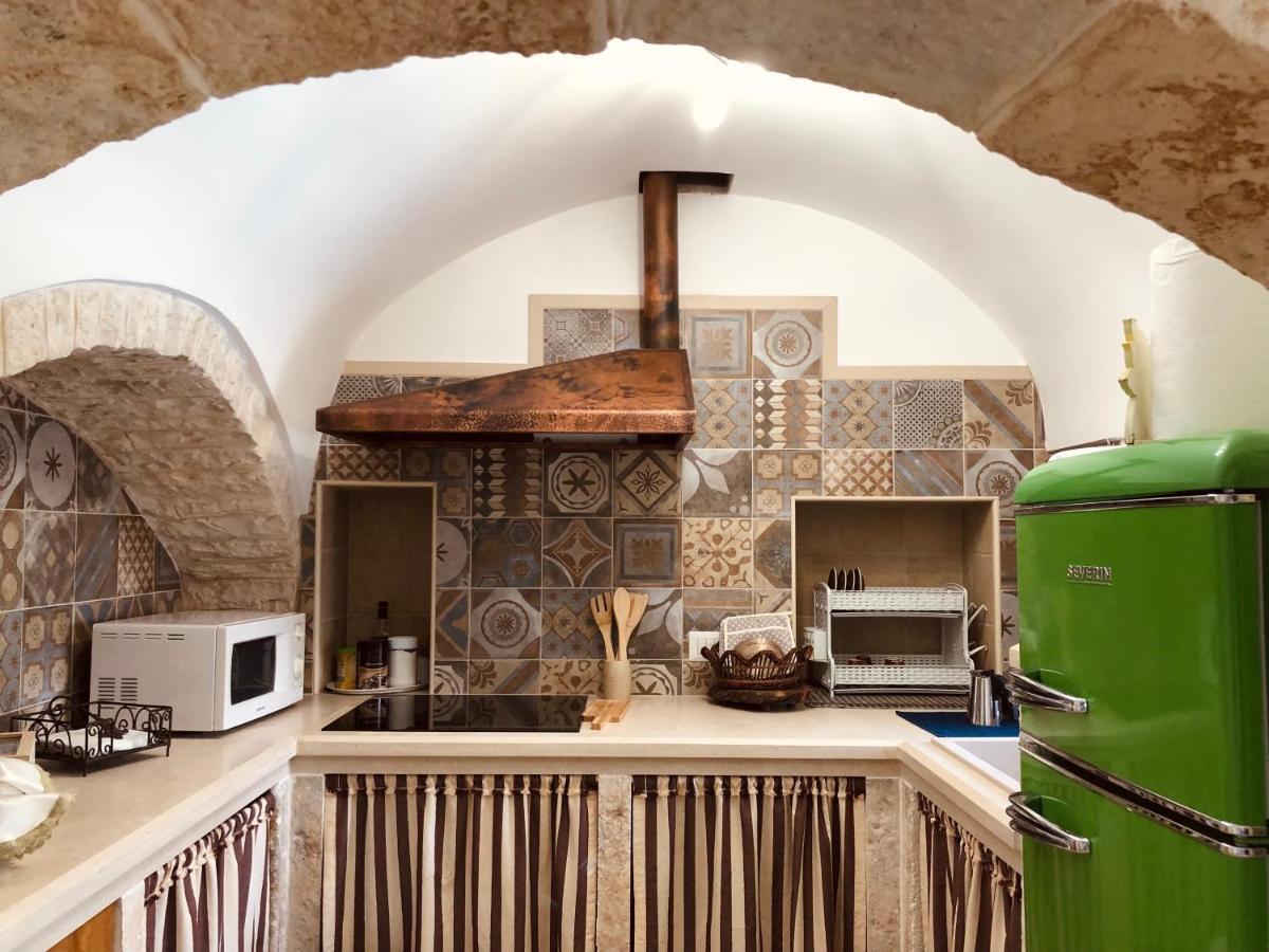 Trulli Di Zia Tata Pension Locorotondo Buitenkant foto