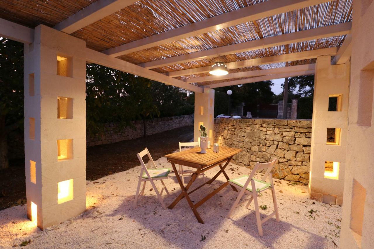 Trulli Di Zia Tata Pension Locorotondo Buitenkant foto